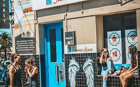 Summer House Melbourne Backpackers
